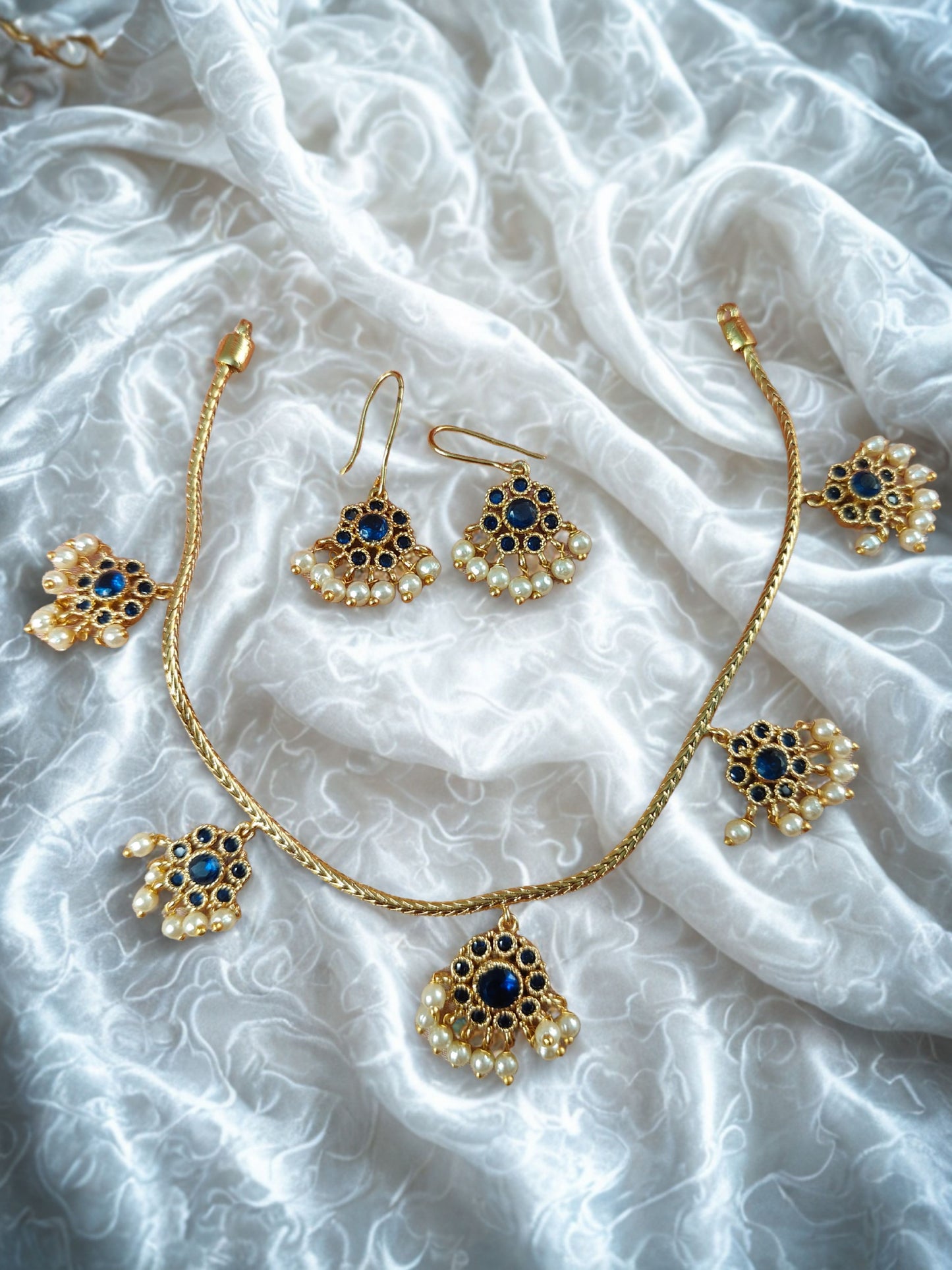 ethnic pearl choker design