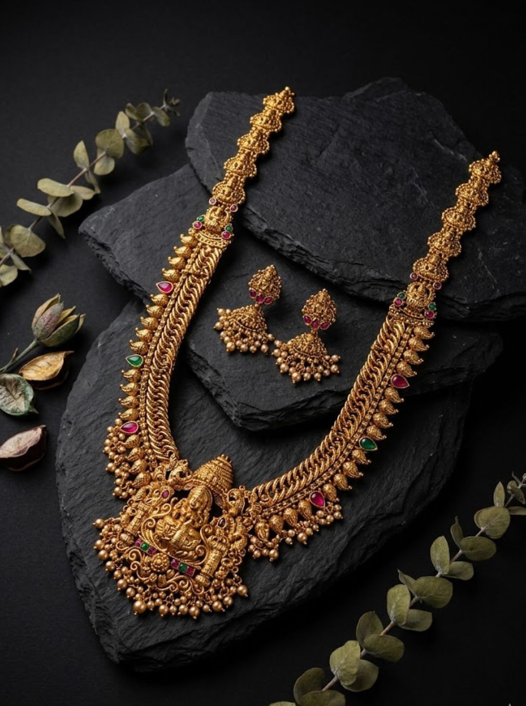 SWARNIKA GRANDE HAARAM NECKLACE