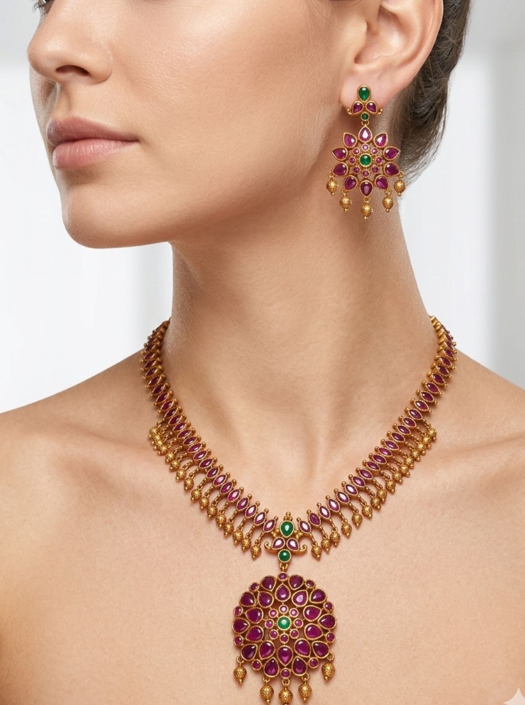 RUBY FLORAL STONE NECKLACE