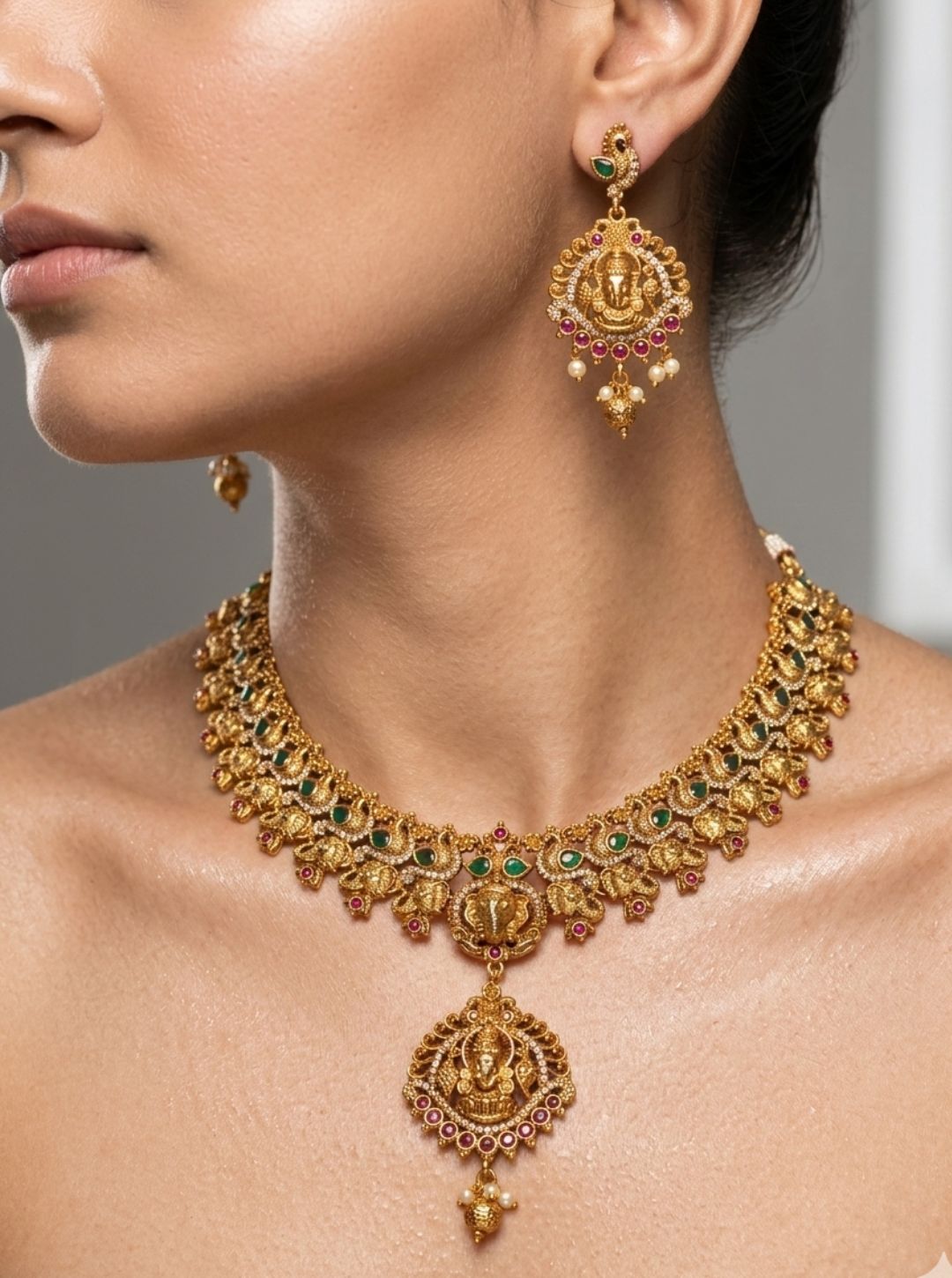 TEMPLE MOTIF NECKLACE