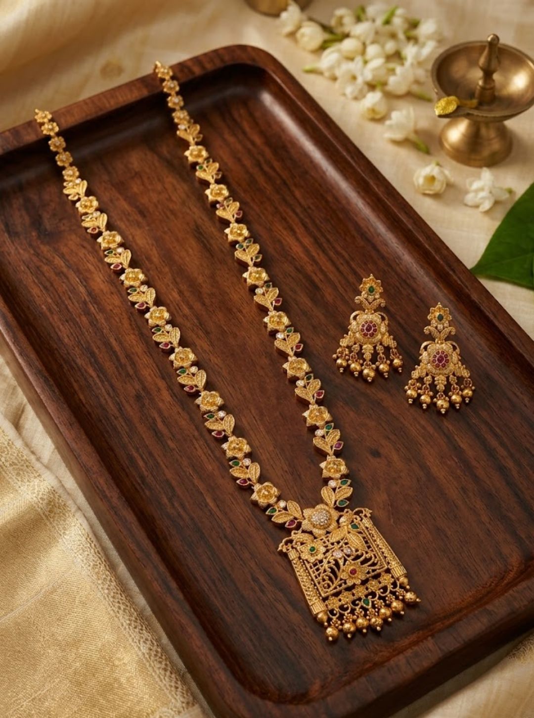 Nithila Flora Necklace with antique floral pendant