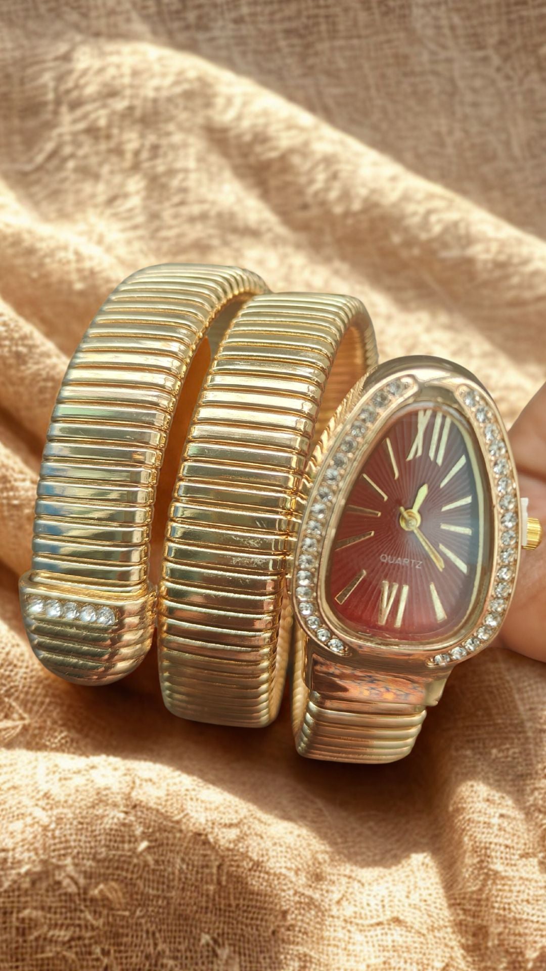 GOLD SERPENT LUXE WATCHES (M)