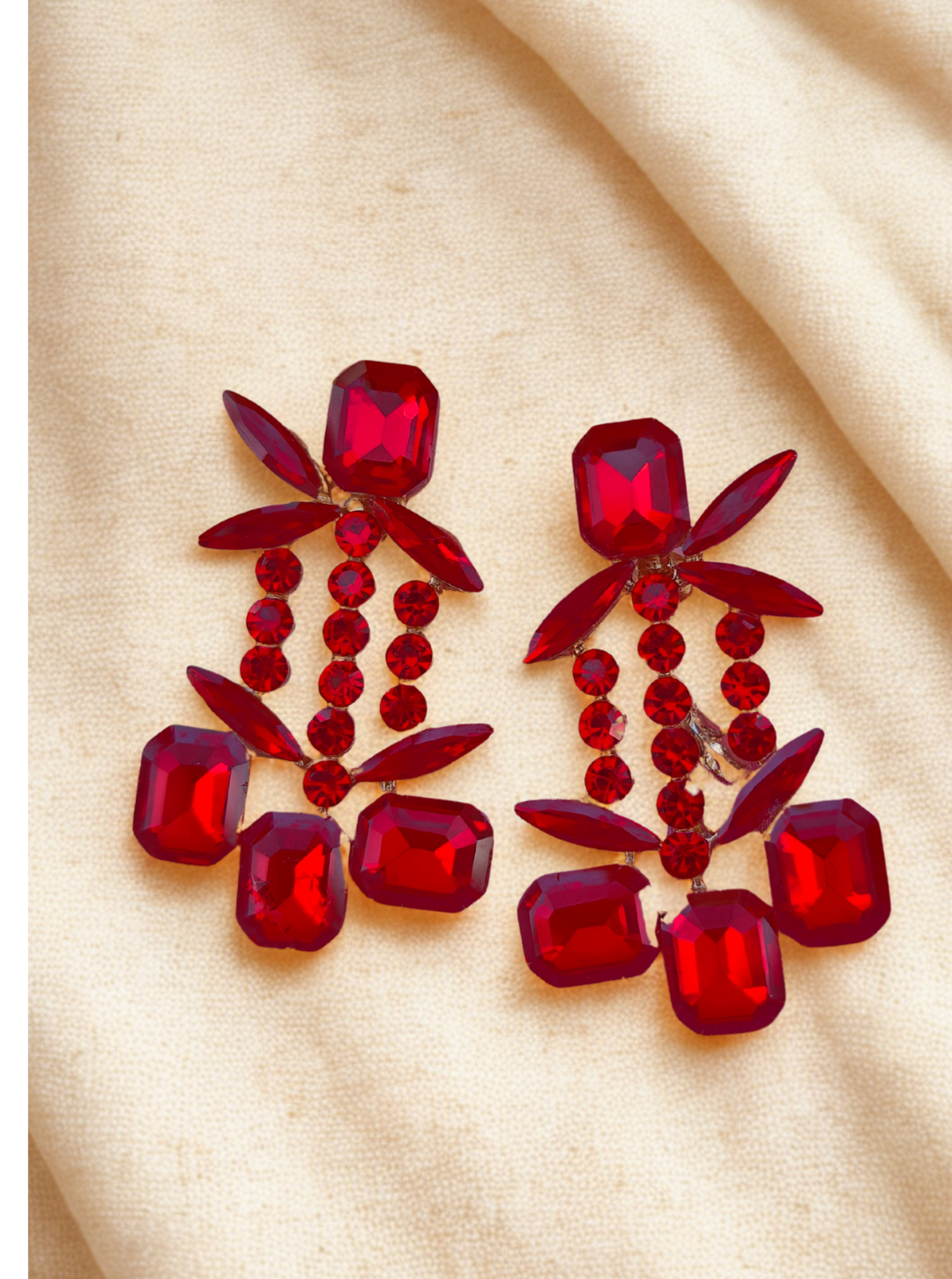 CRYSTAL GLASS EARRINGS
