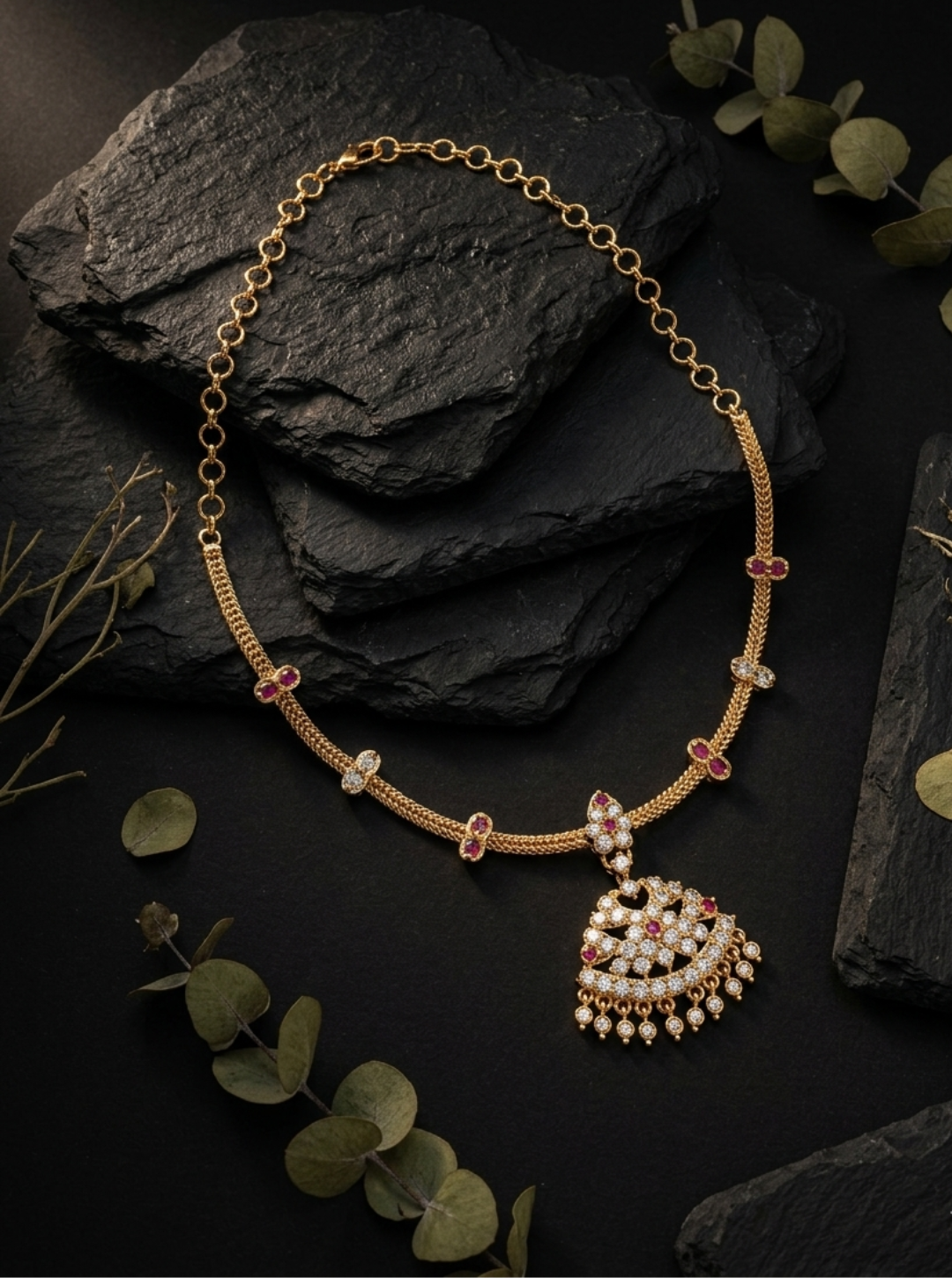 ANVISHA IMPON NECKLACE