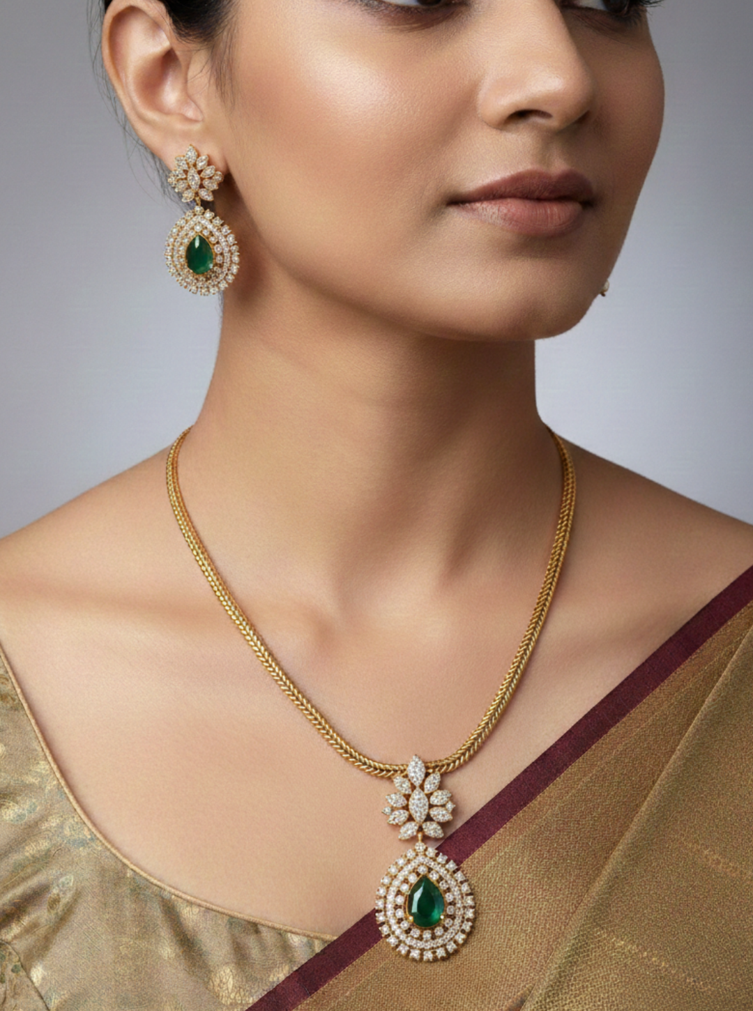 ROYAL BLOOM PENDANT NECKLACE SET