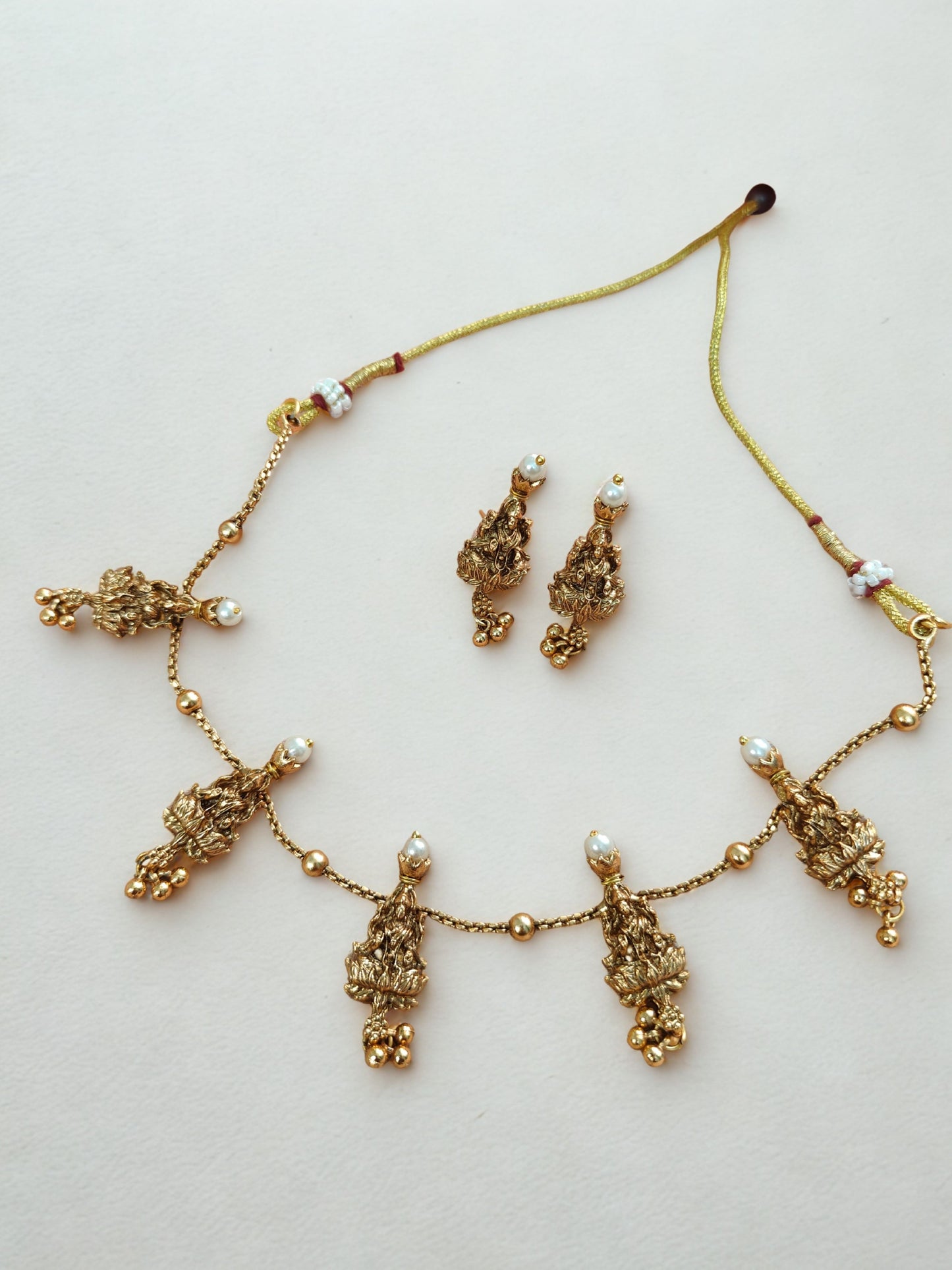 Lakshmi choker necklace