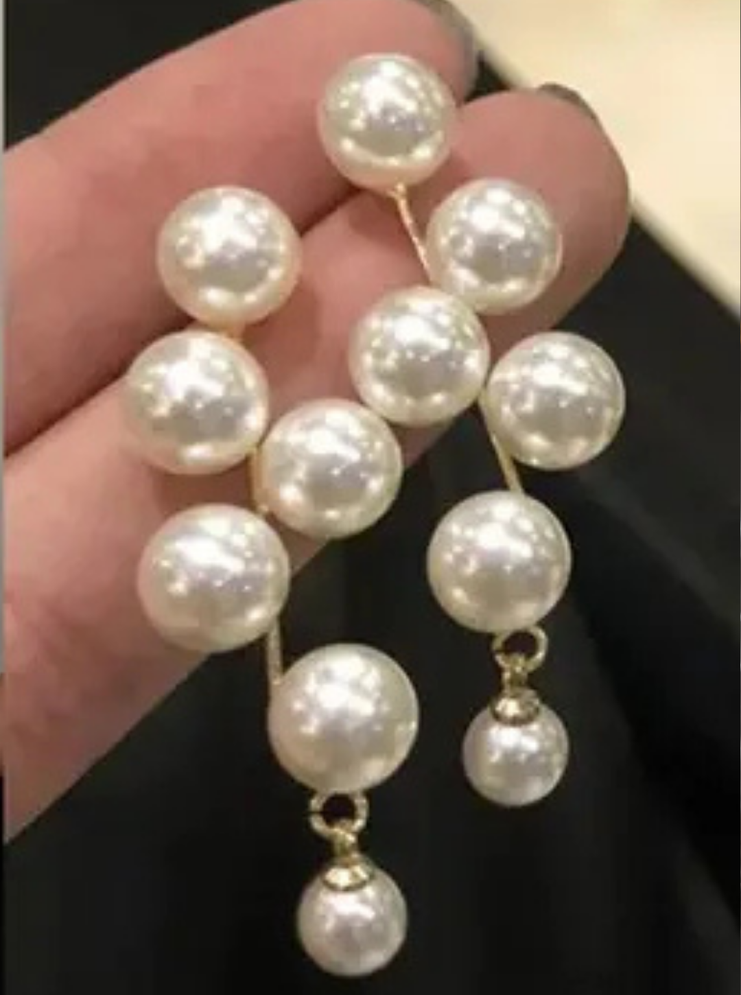 PEARLY ELEGANCE EARRINGS