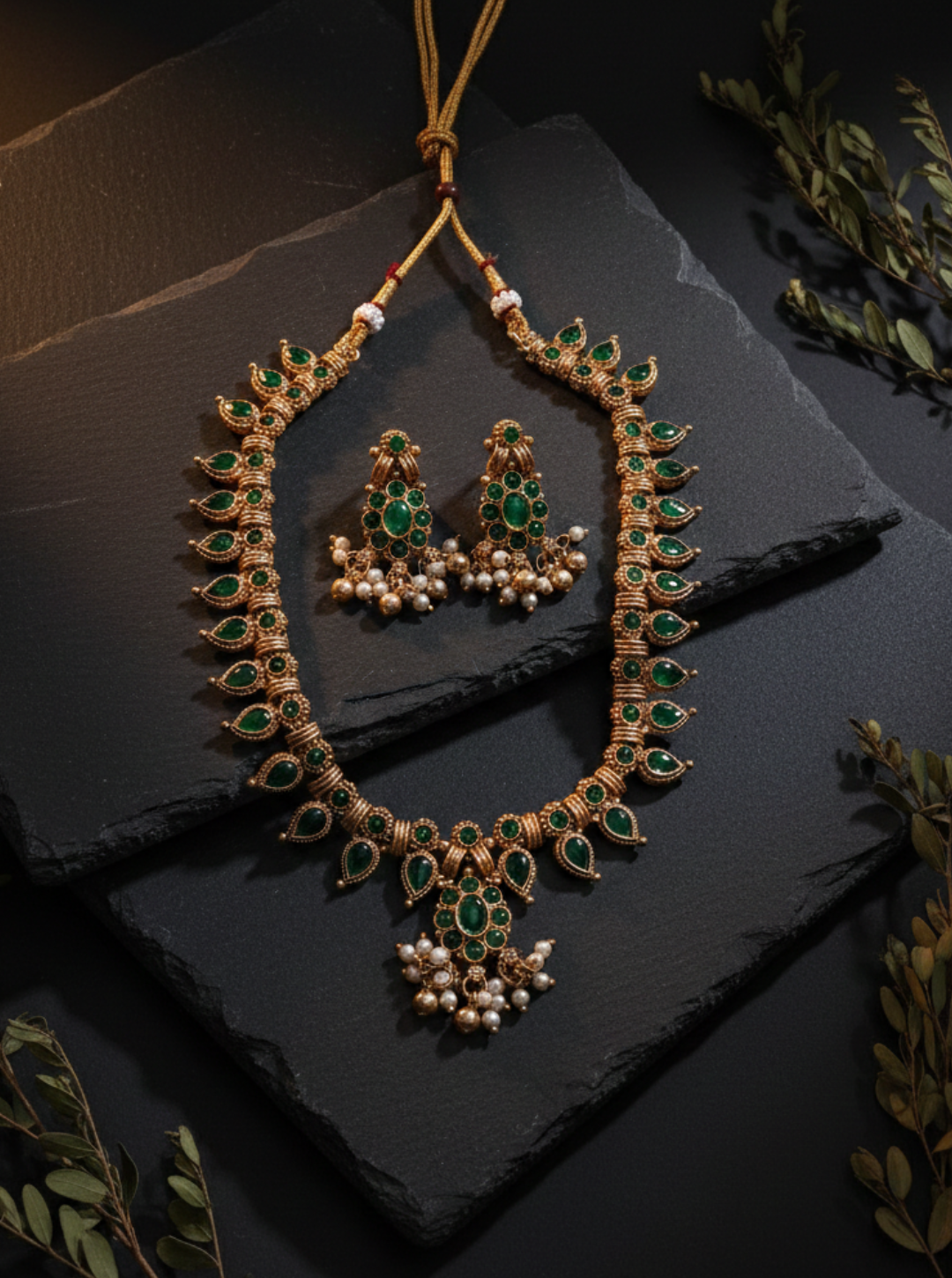 ANANYA MANGO NECKLACE SET