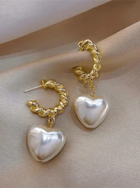 LOVE-PEARL HEART HOOPS