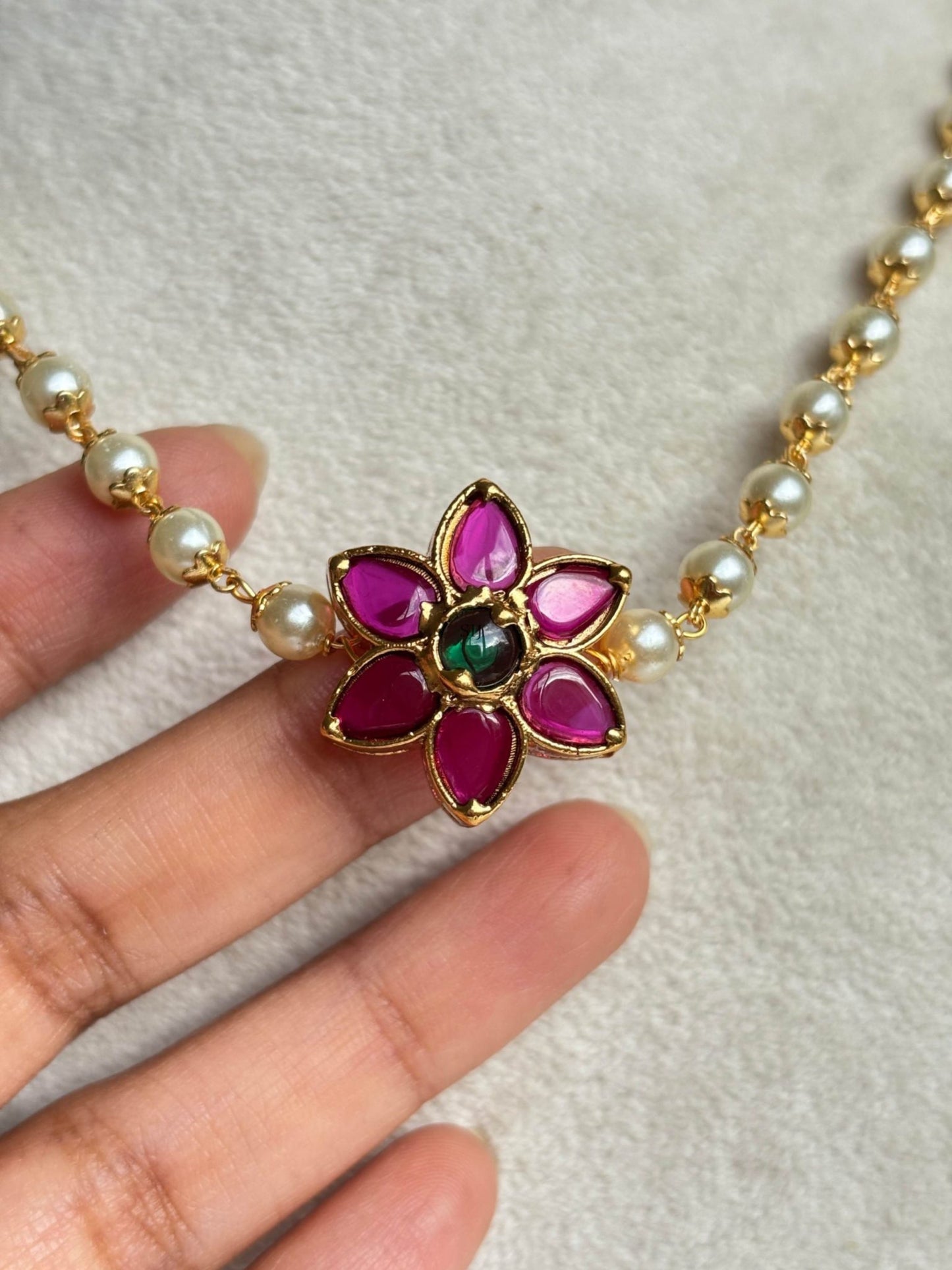 PEARL CHOCKER NECKLACE