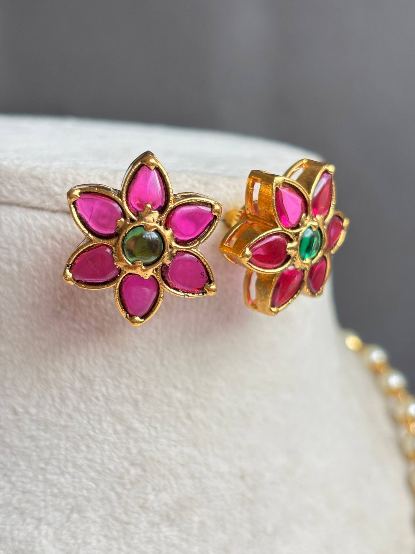 PEARL CHOCKER NECKLACE