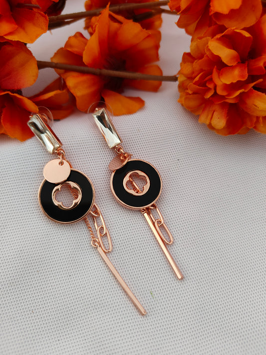 BLACK GLINT EARRINGS