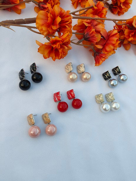 PEARL DROPLET EARRINGS