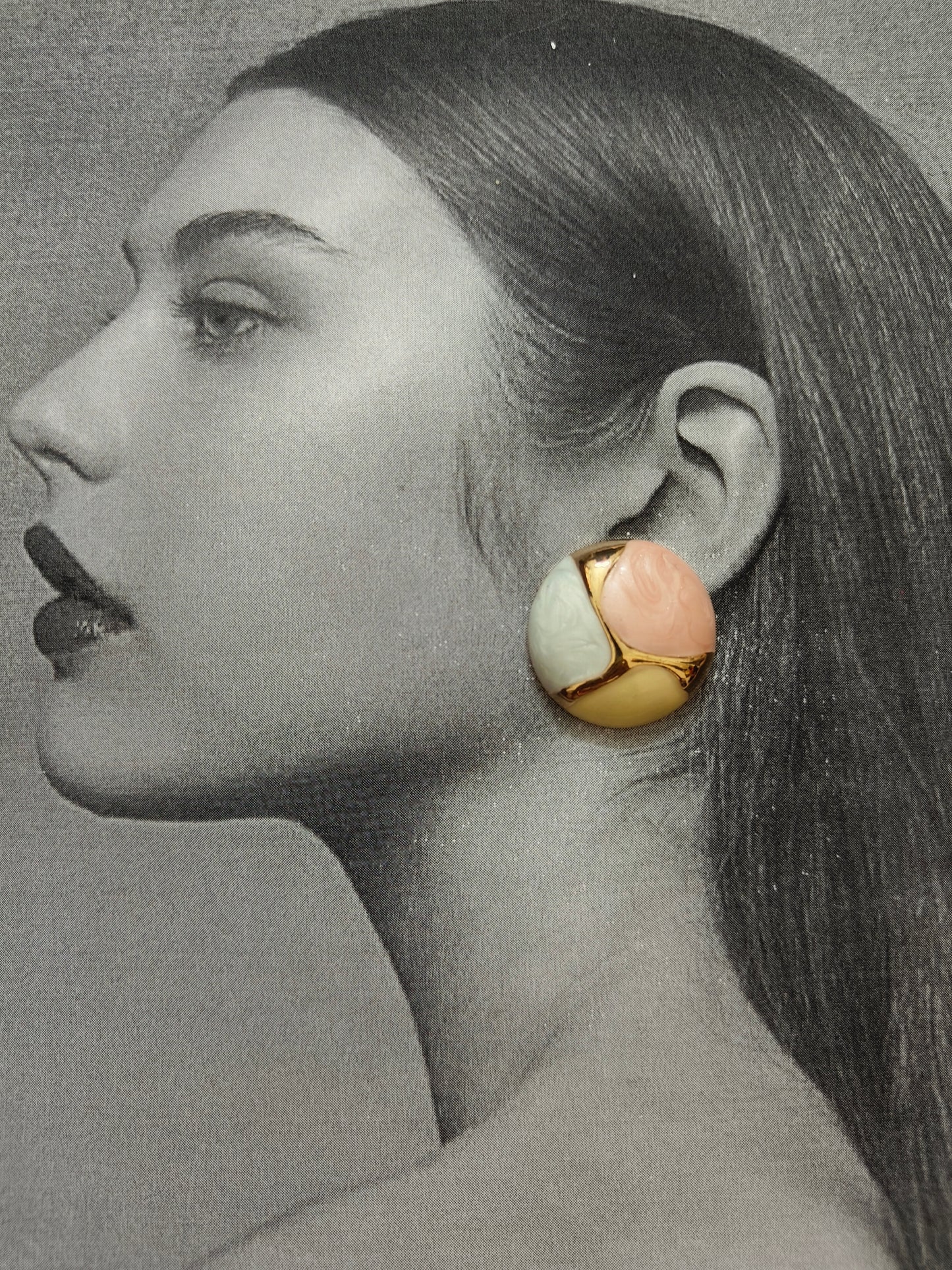 PETALTINT MINA EARRINGS