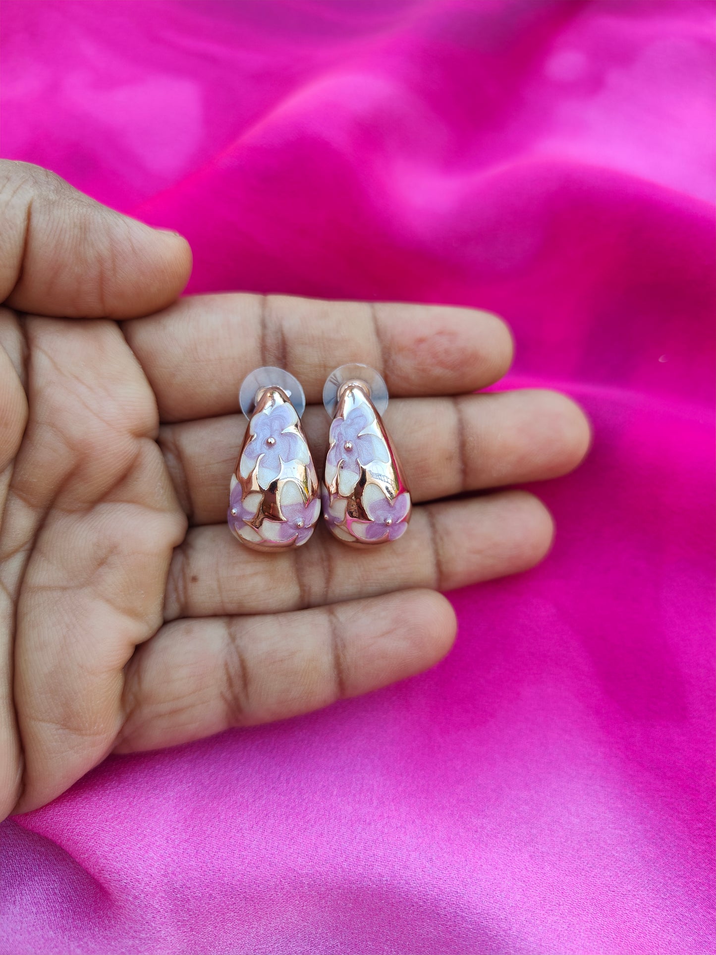 LILAC GLOW PETALS EARRINGS