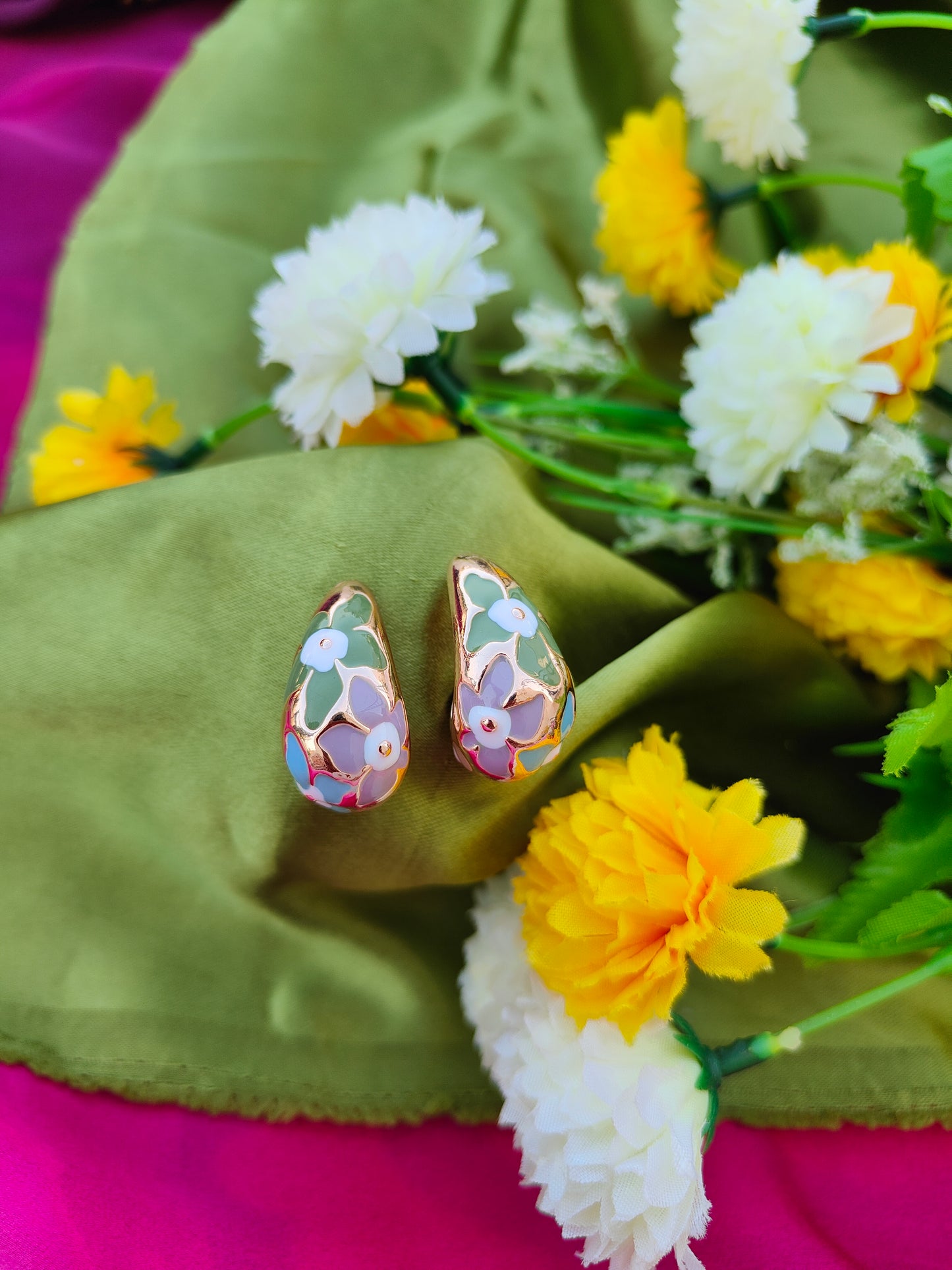 MYSTIC MEDOW DROPS EARRINGS