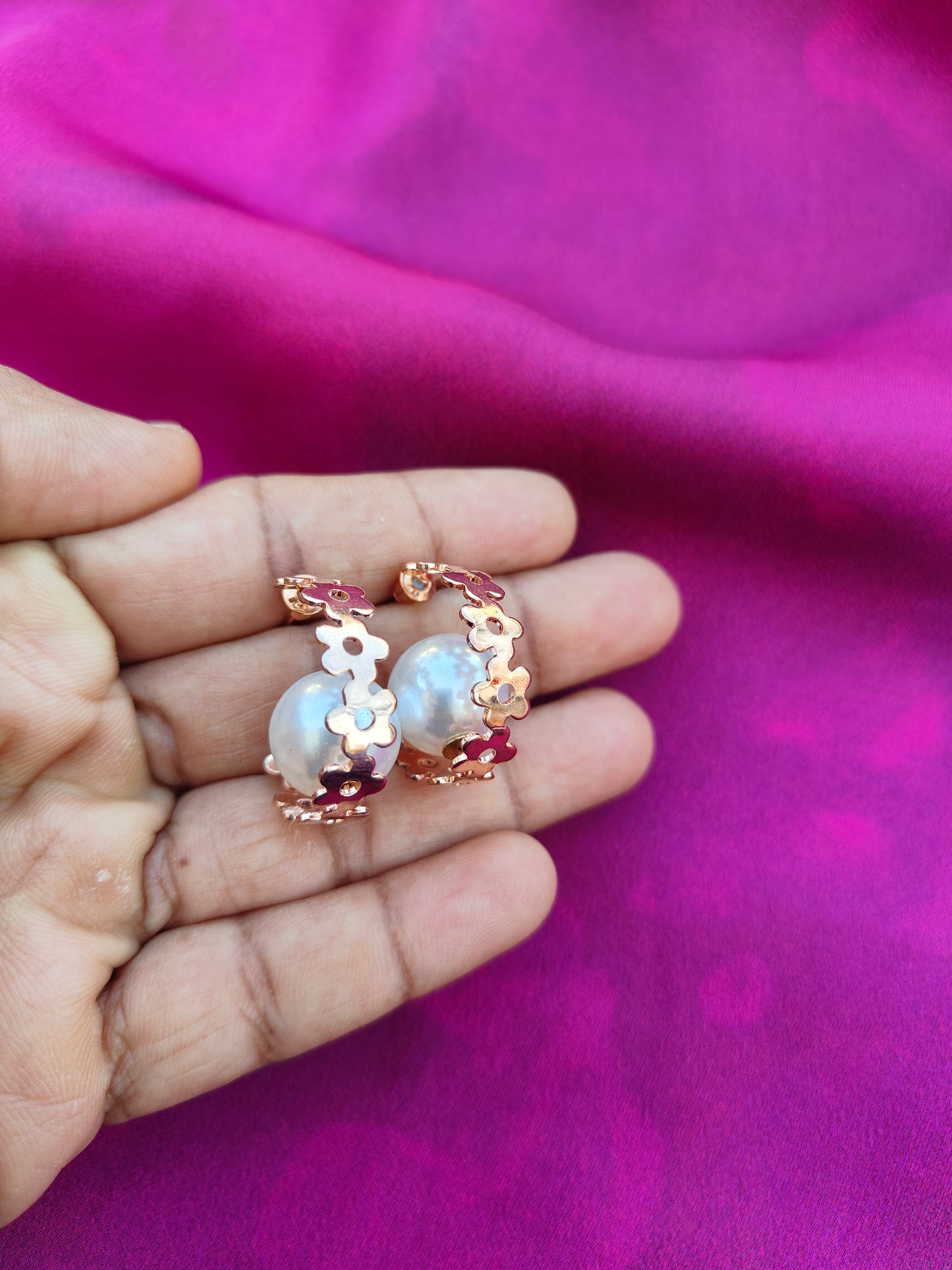 FLORAL MUSE HOOP EARRINGS