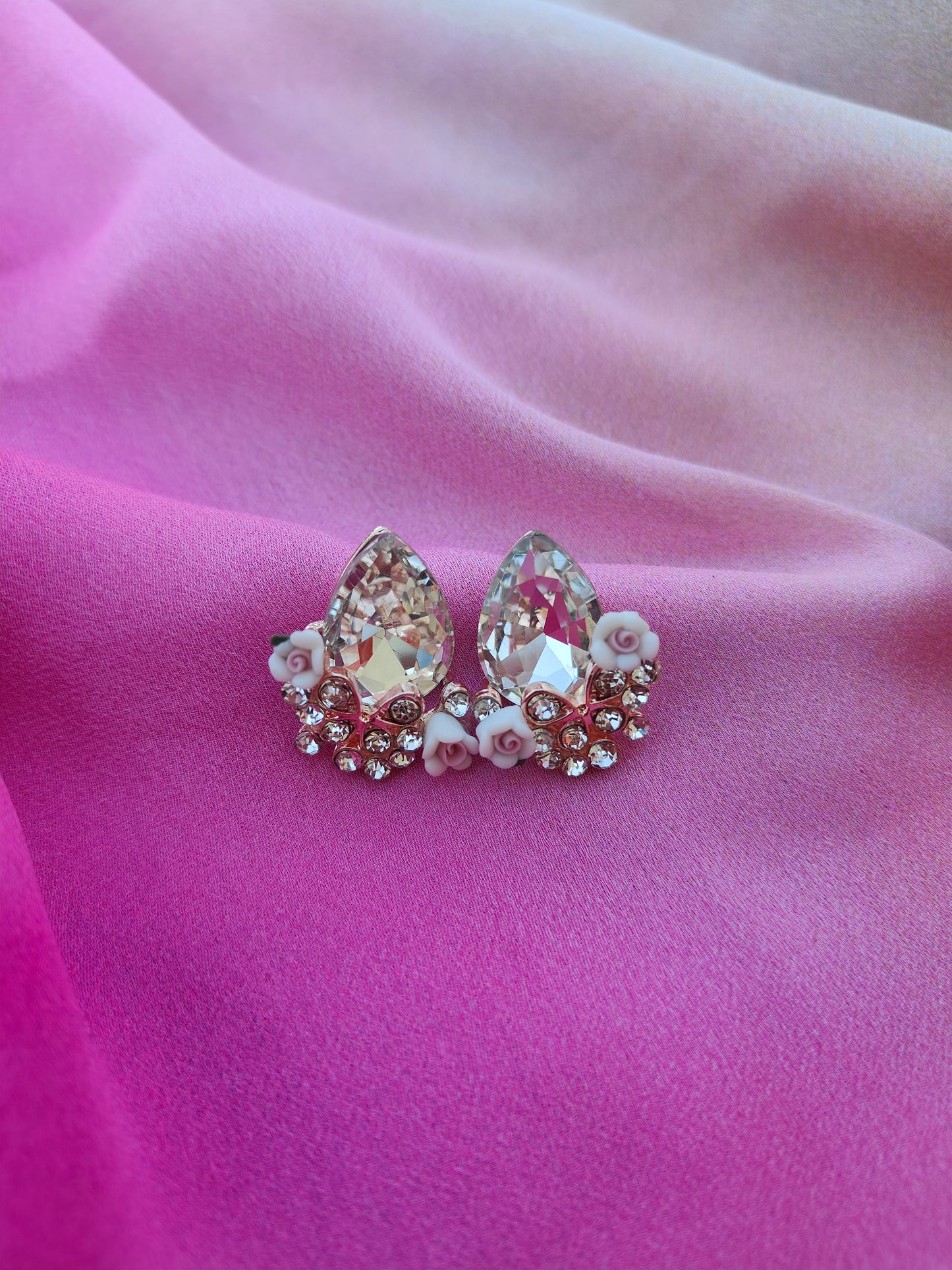 SNOWLWAF SHINE EARRINGS