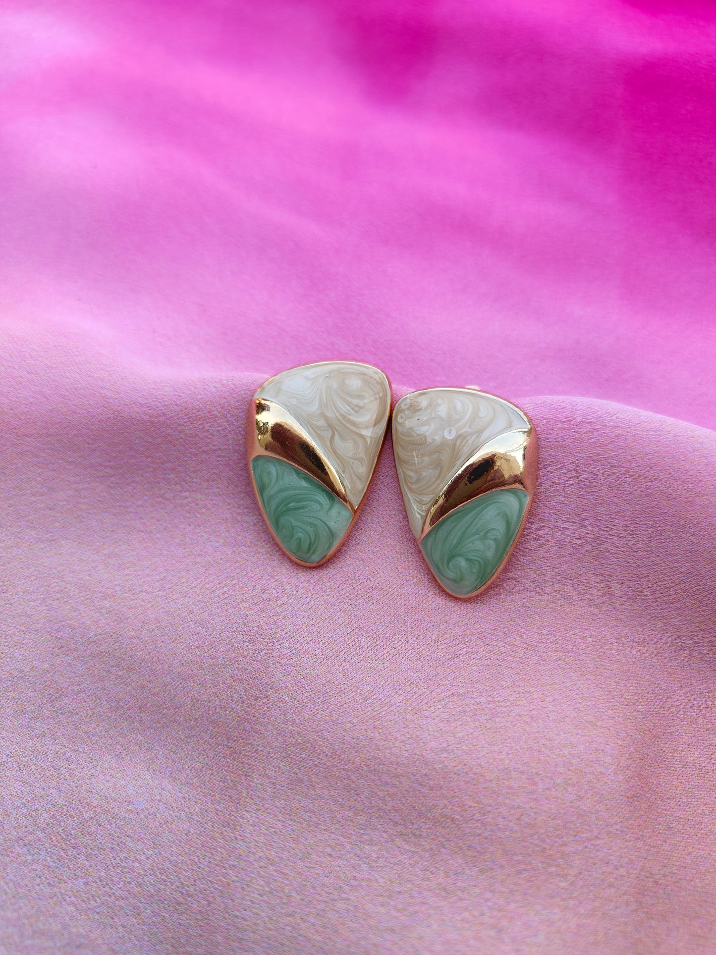 VINTAGE MINT CREME EARRINGS