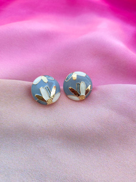 FLORAL STUD EARRINGS