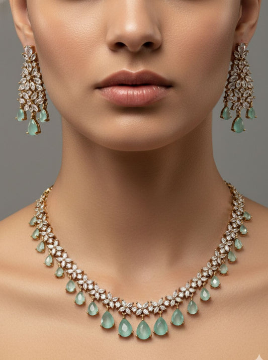 MINT DIAMOND STYLE NECKLACE