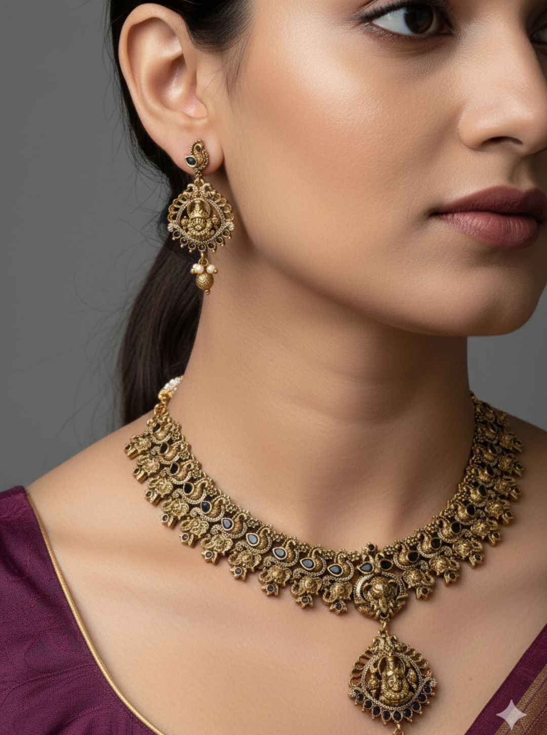 TEMPLE MOTIF NECKLACE