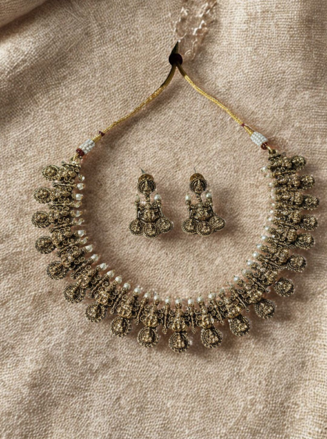 TRADITIONAL TEMPLE NECKLACE