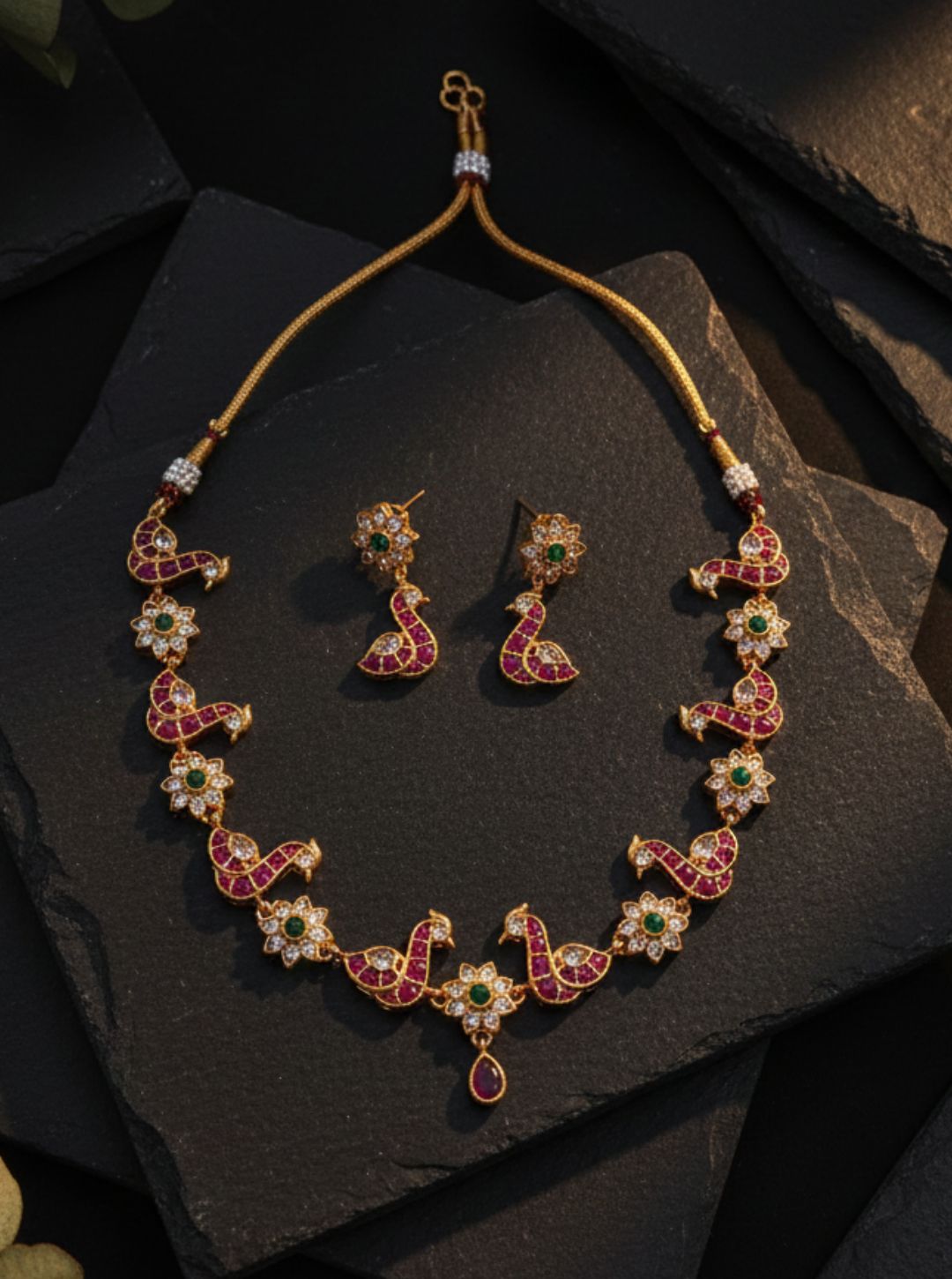 SWAN RUBY HERITAGE NECKLACE
