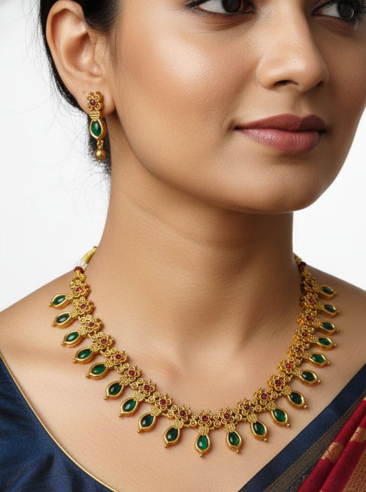 EMERALD DROP FLORAL NECKLACE