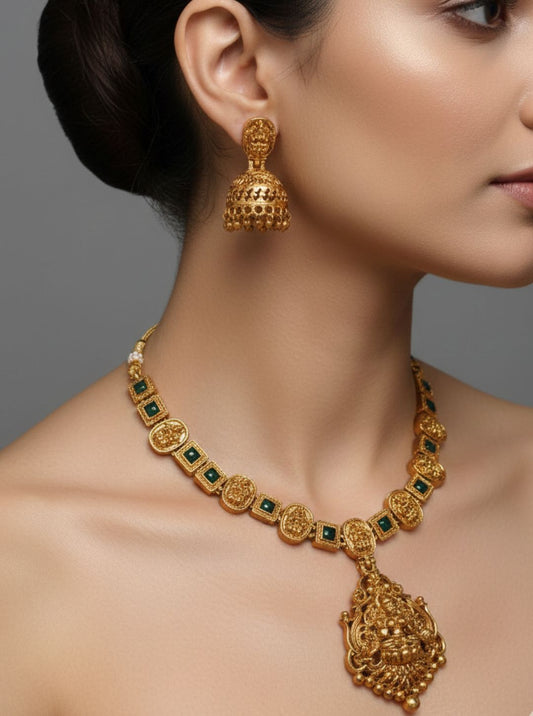 DUAL-COLOR EMERALD TEMPLE NECKLACE