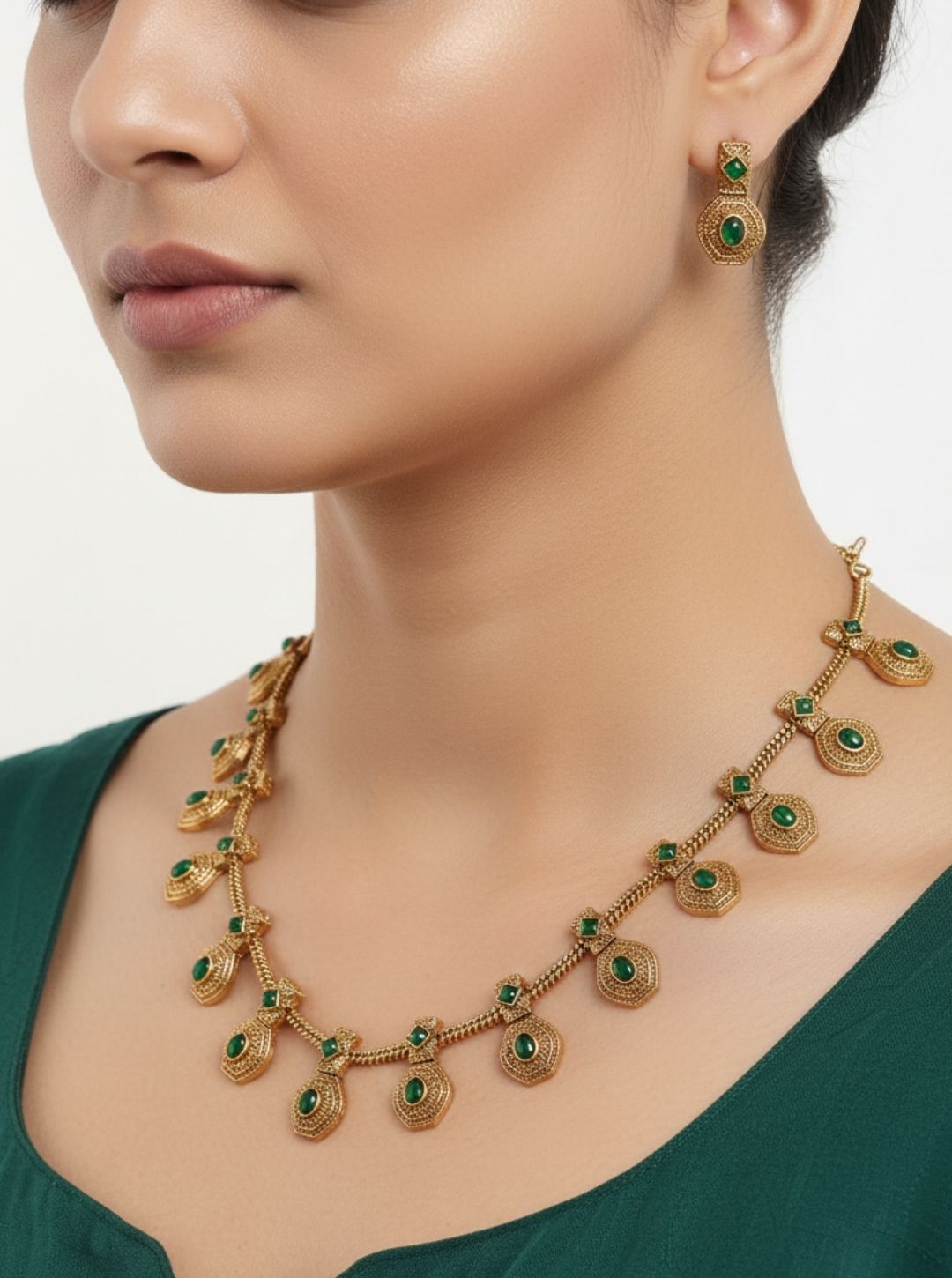EMERALD CHARM DROP NECKLACE