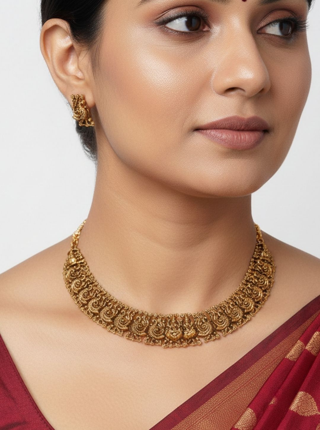 ANTIQUE PAISLEY TEMPLE NECKLACE