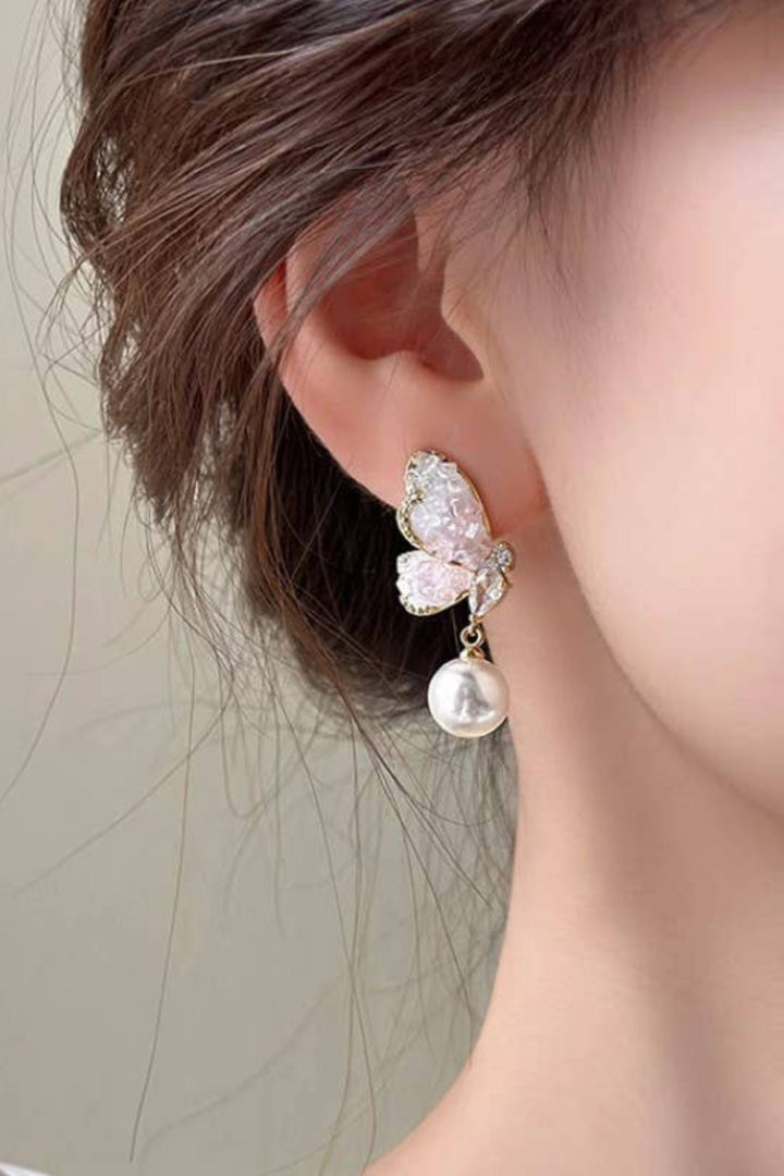 Lightweight gold-tone butterfly earrings with faux pearl dangle – Ladybreeze