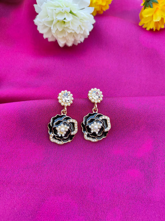 MIDNIGHT BLOSSOM EARRINGS