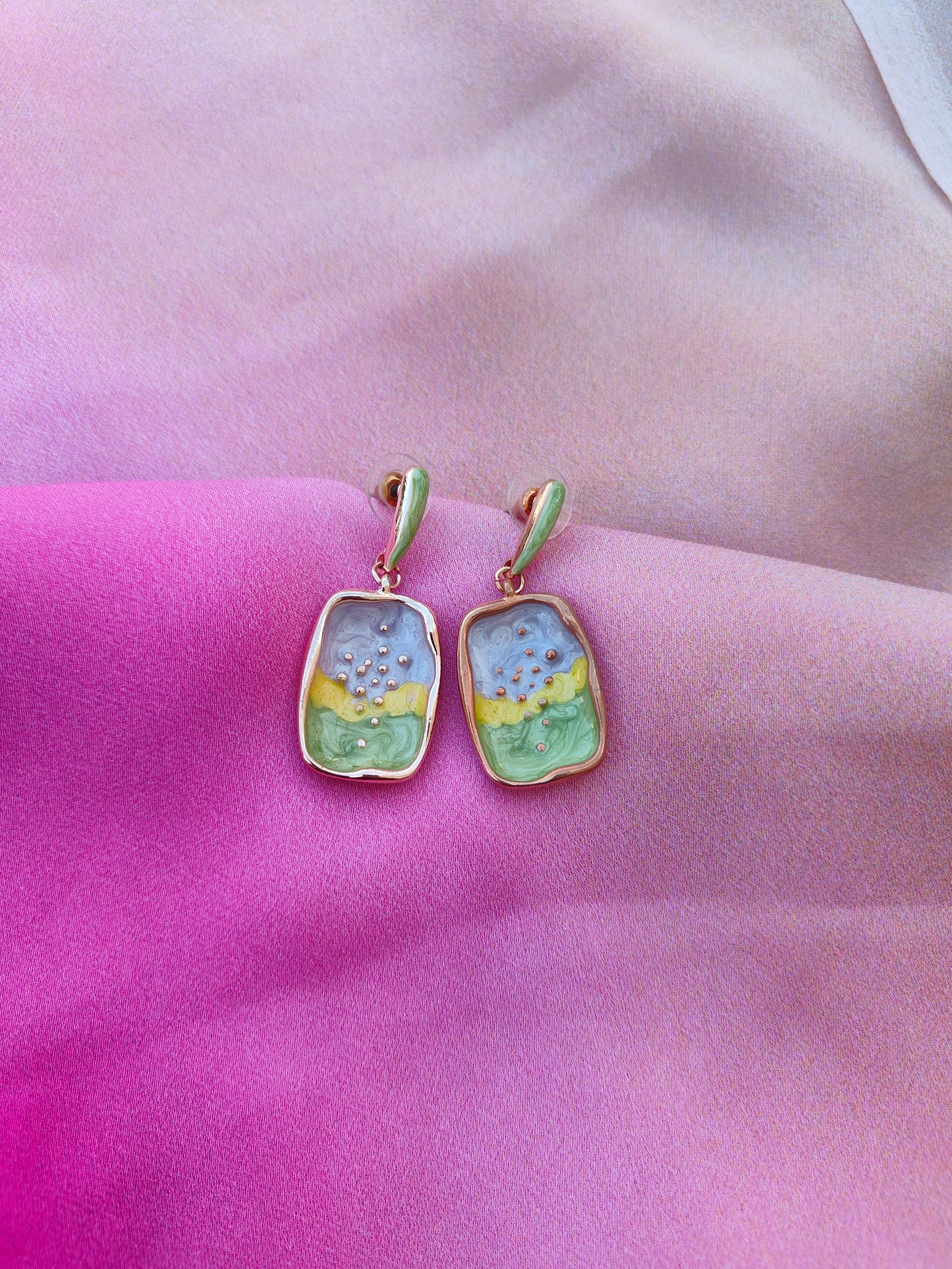 MEADOW MIST EARRINGS